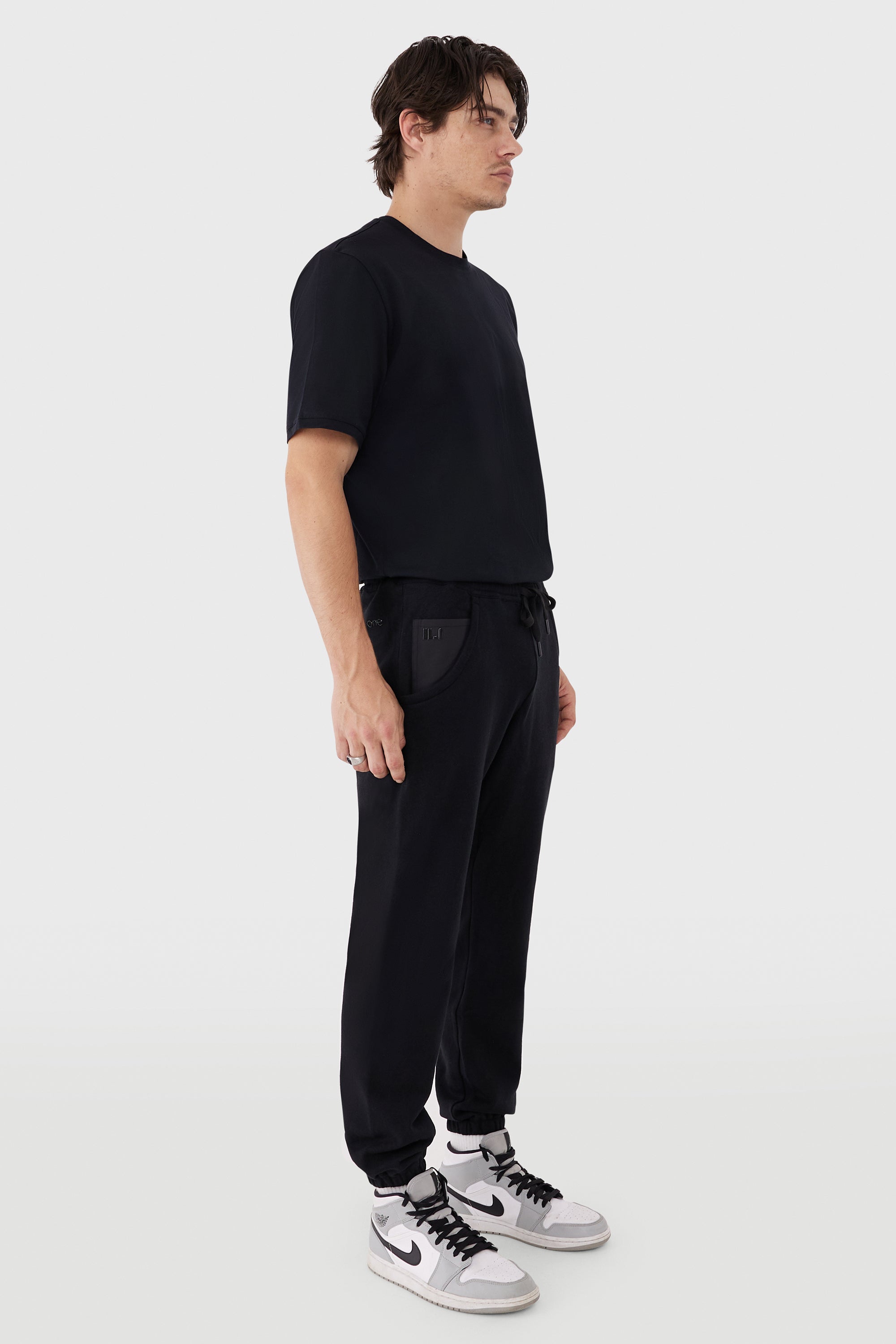 2.1 Drawstring Track Pant